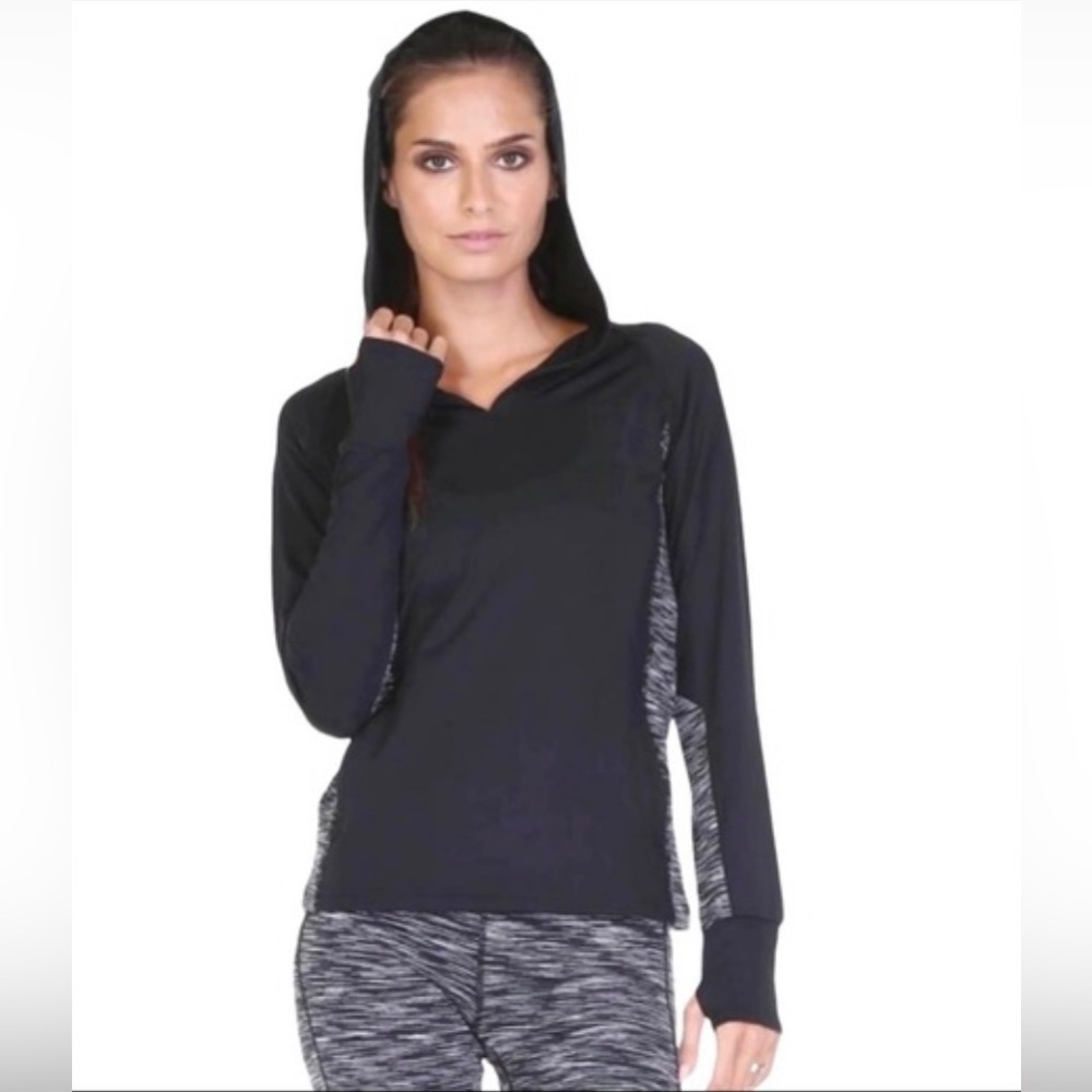 Mono b Womens size M athletic top long sleeve Hoodie Dri Fit running sportswear